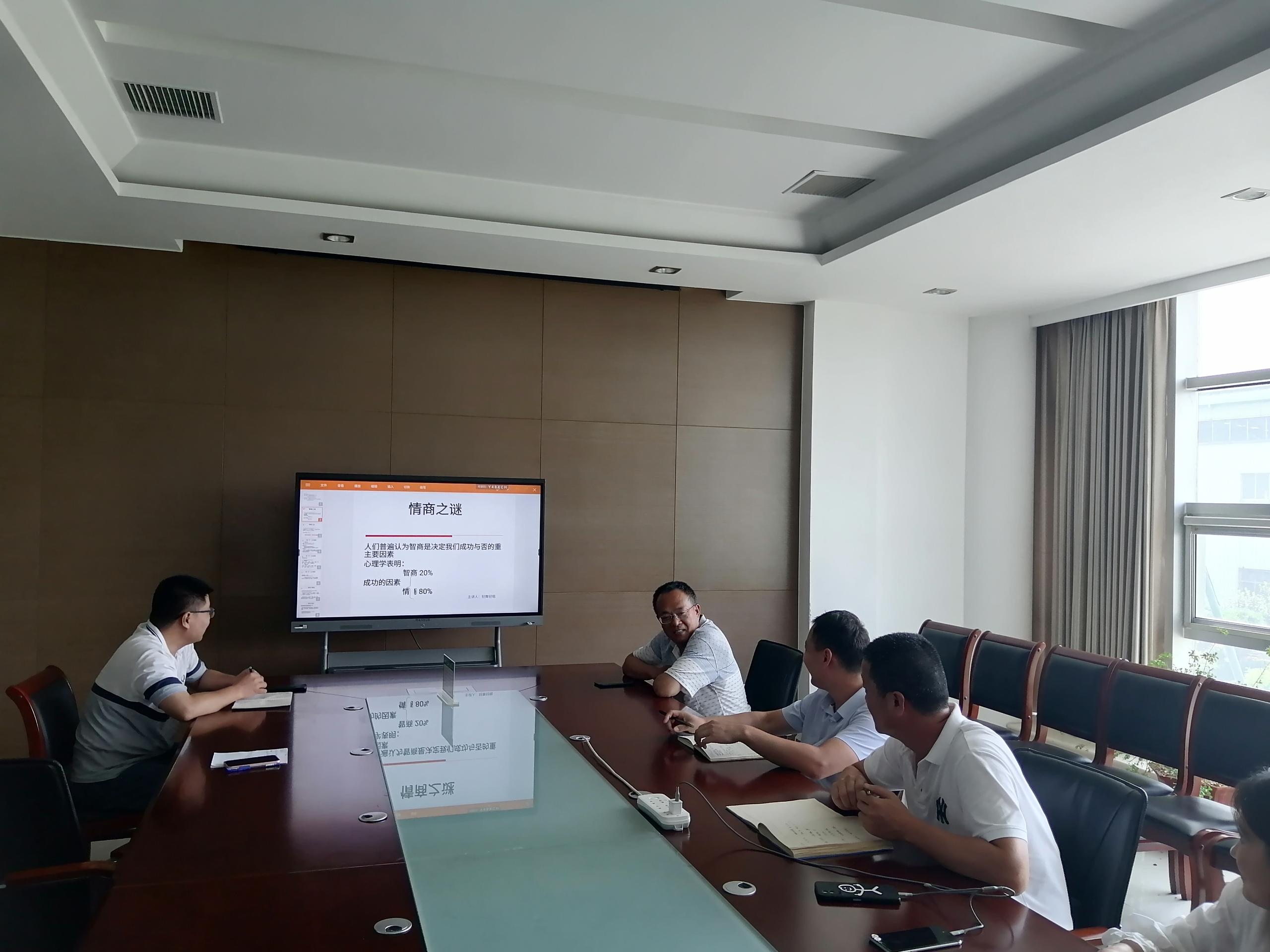 0d94d85205ab2e726a7cb2ec82790541.jpg 0d94d85205ab2e726a7cb2ec82790541.jpg